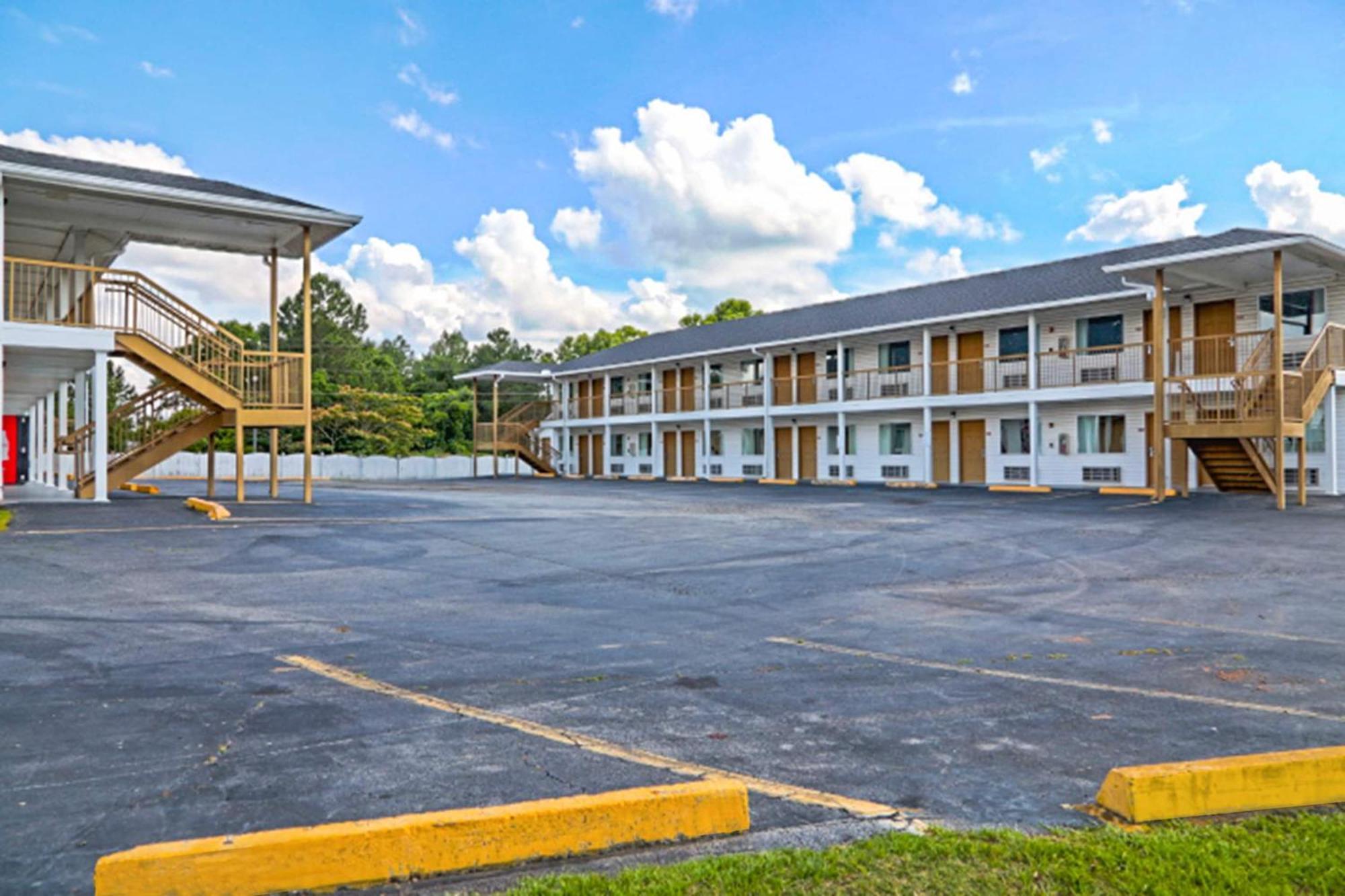 Economy Inn By Oyo Ashburn Zewnętrze zdjęcie